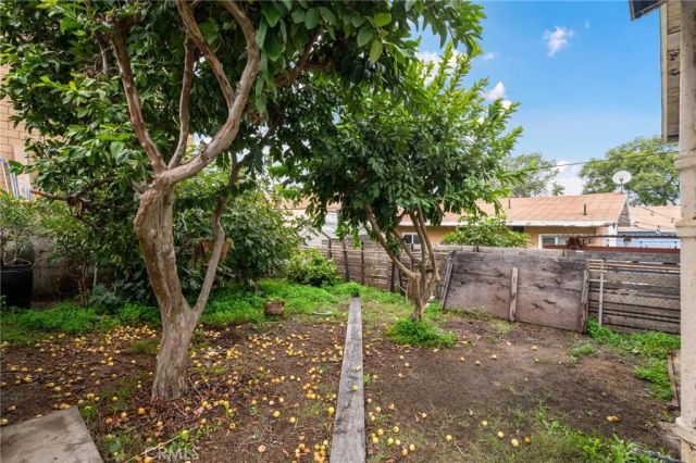 21103 Shearer Avenue, Carson, CA 90745