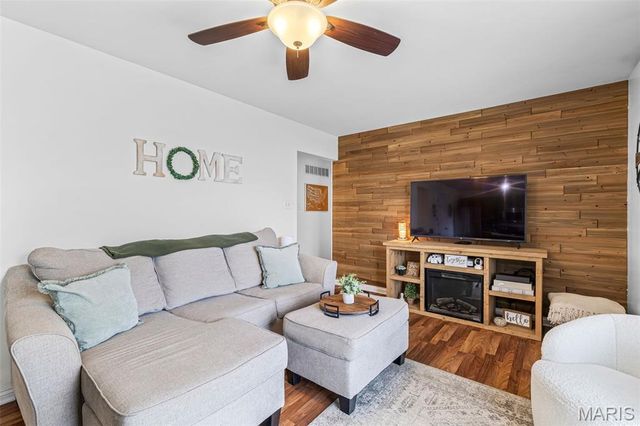 3 Chappel Court, Manchester, MO 63021