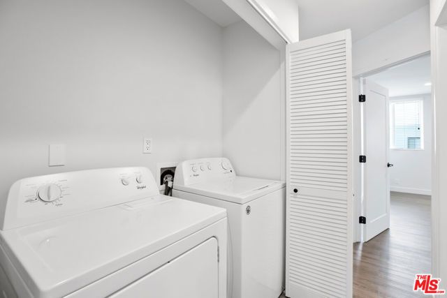 1117 S BRONSON Avenue 11, Los Angeles, CA 90019