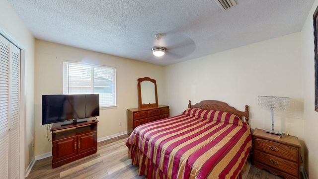 1102 Northfield Circle, Dothan, AL 36303