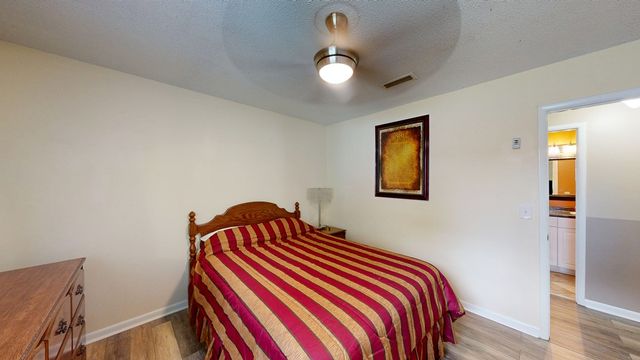 1102 Northfield Circle, Dothan, AL 36303