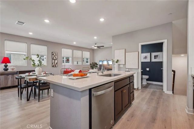 12837 Watt Lane A, Sylmar, CA 91342