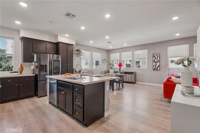 12837 Watt Lane A, Sylmar, CA 91342