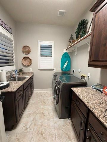 21242 Redcrest Manor Drive, Richmond, TX 77406