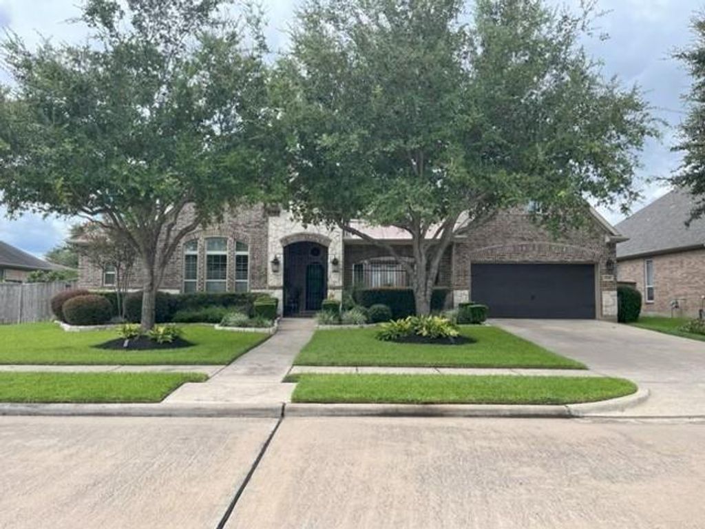 21242 Redcrest Manor Drive, Richmond, TX 77406