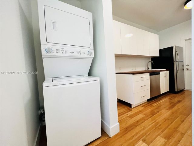 960 Bay Dr 901, Miami Beach, FL 33141