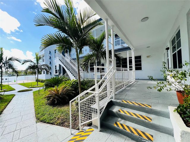 960 Bay Dr 901, Miami Beach, FL 33141