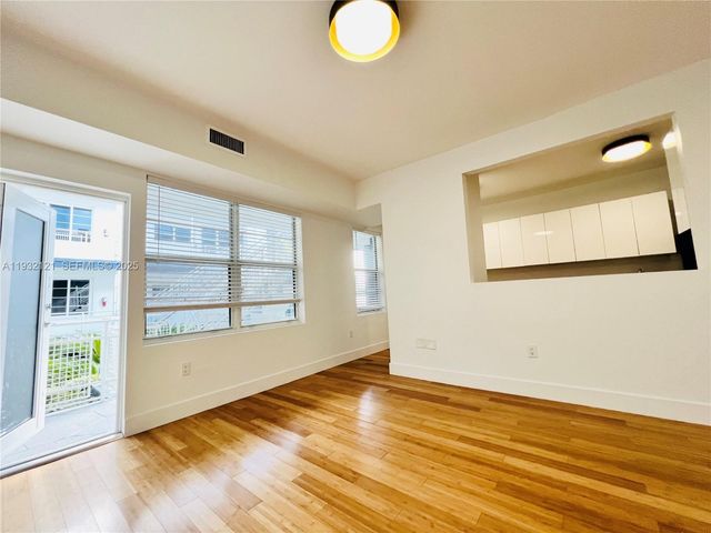 960 Bay Dr 901, Miami Beach, FL 33141