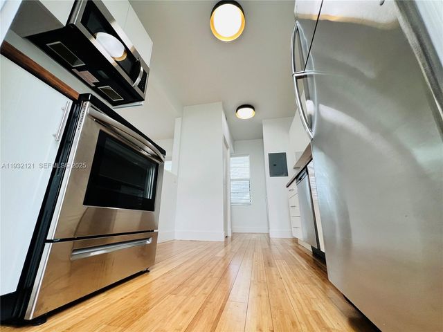 960 Bay Dr 901, Miami Beach, FL 33141