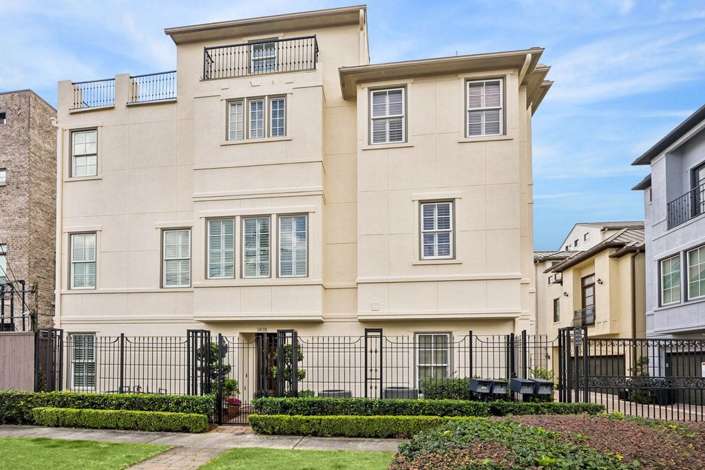 1418 Rosedale Street, Houston, TX 77004