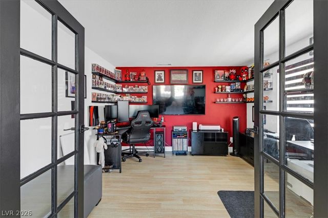 5201 South Torrey Pines Drive 1227, Las Vegas, NV 89118