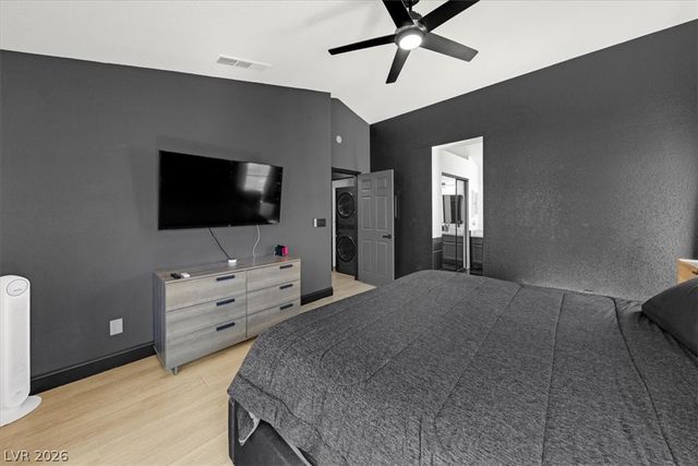 5201 South Torrey Pines Drive 1227, Las Vegas, NV 89118