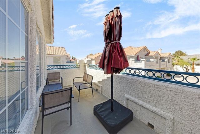 5201 South Torrey Pines Drive 1227, Las Vegas, NV 89118