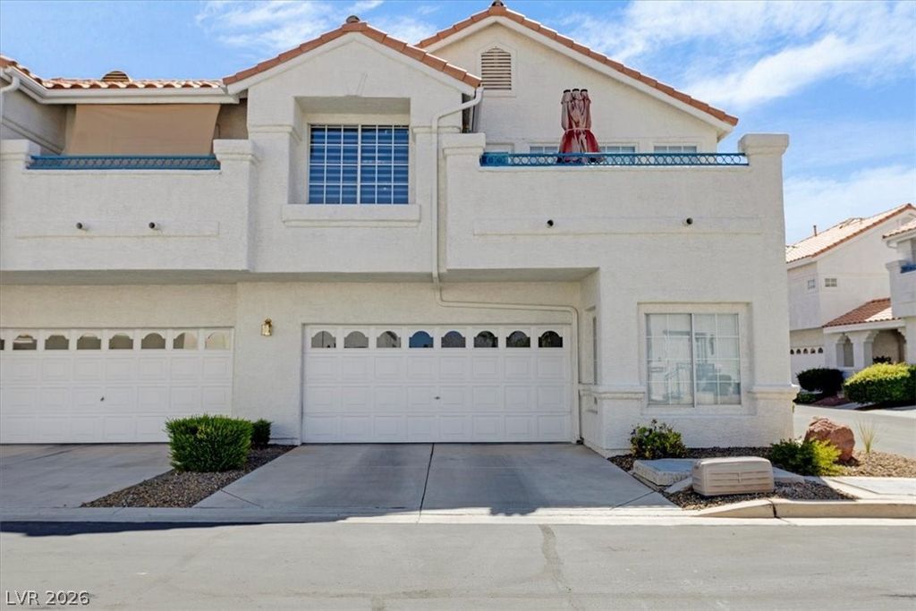 5201 South Torrey Pines Drive 1227, Las Vegas, NV 89118