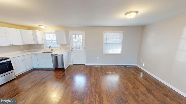 5014 NICHOLAS RD, Waldorf, MD 20601