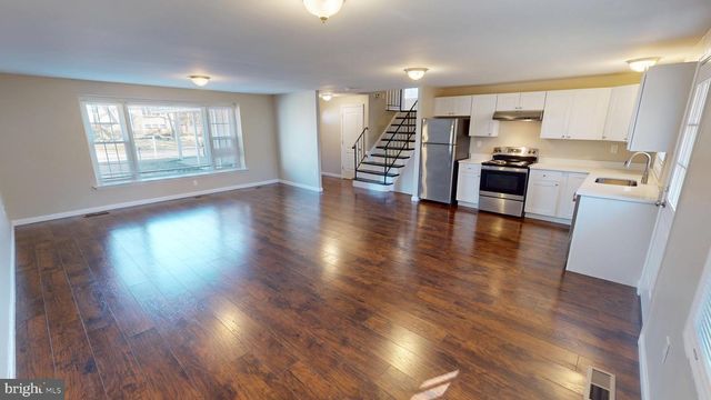 5014 NICHOLAS RD, Waldorf, MD 20601