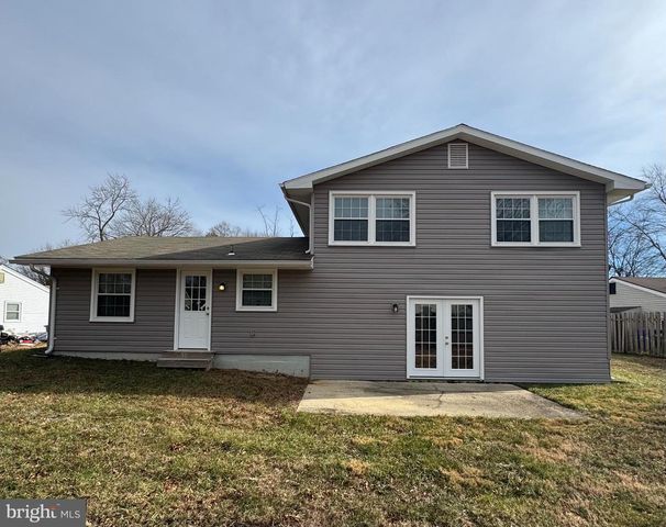 5014 NICHOLAS RD, Waldorf, MD 20601