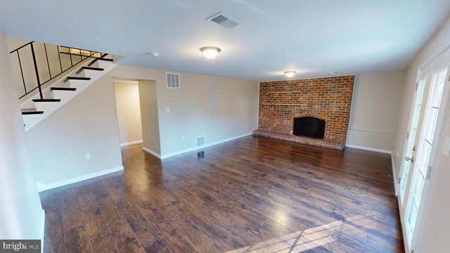 5014 NICHOLAS RD, Waldorf, MD 20601