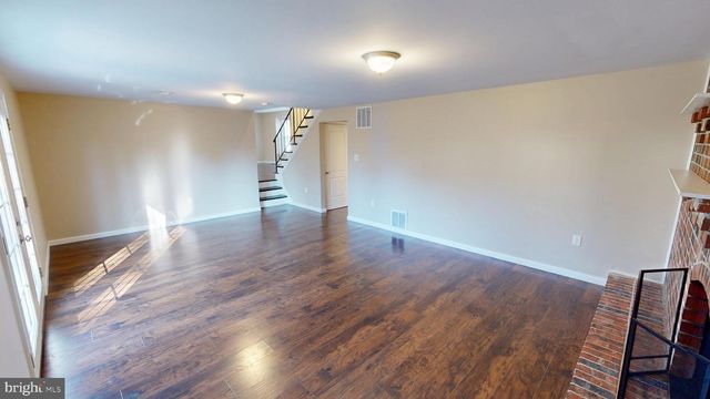 5014 NICHOLAS RD, Waldorf, MD 20601