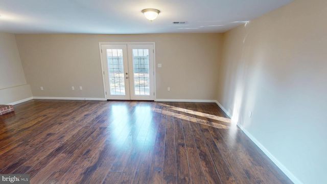 5014 NICHOLAS RD, Waldorf, MD 20601