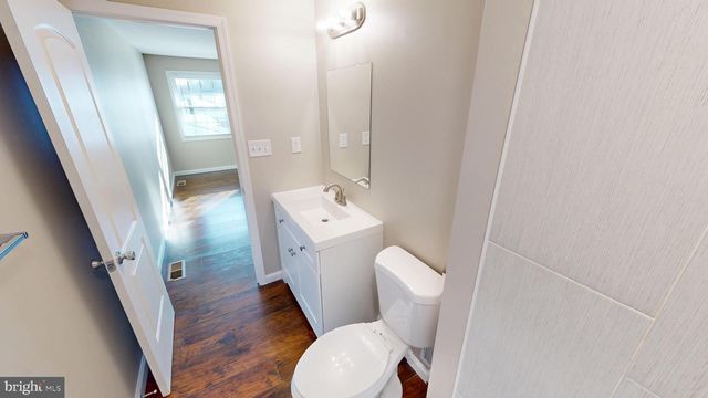 5014 NICHOLAS RD, Waldorf, MD 20601