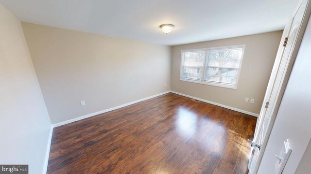 5014 NICHOLAS RD, Waldorf, MD 20601