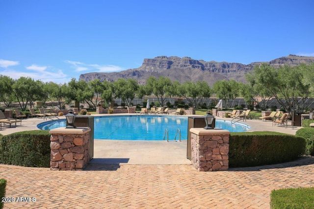 2671 S MOONLIGHT Drive, Gold Canyon, AZ 85118