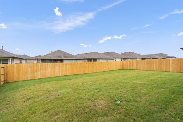 690 Globe Mallow CIR, Kyle, TX 78640