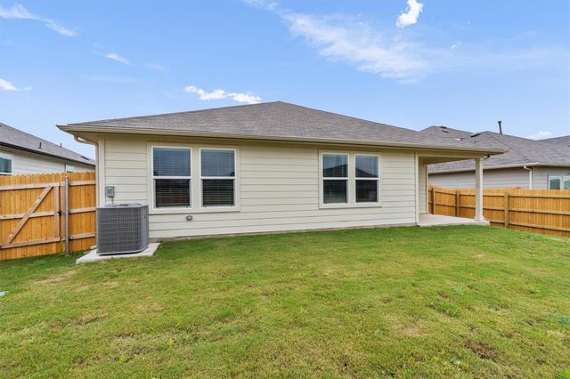690 Globe Mallow CIR, Kyle, TX 78640