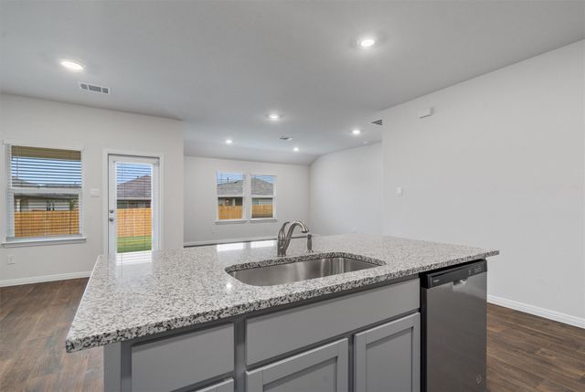 690 Globe Mallow CIR, Kyle, TX 78640