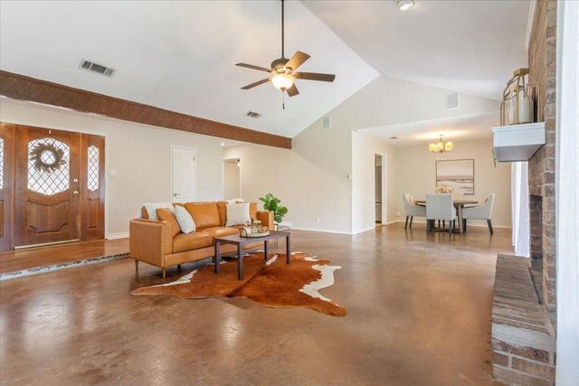1203 Saint Williams Ave, Round Rock, TX 78681