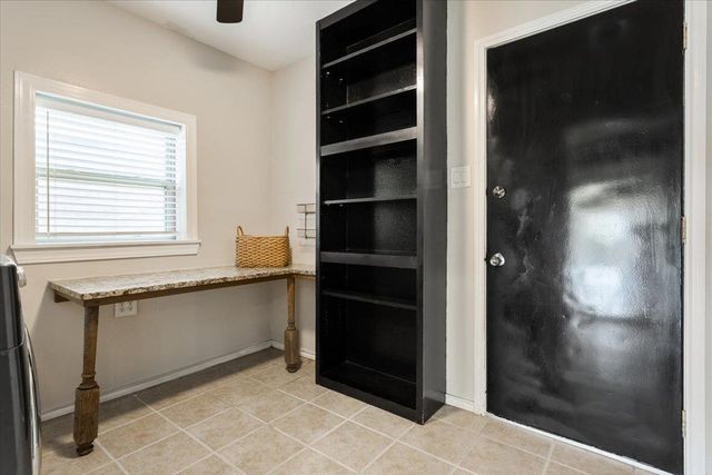 1203 Saint Williams Ave, Round Rock, TX 78681