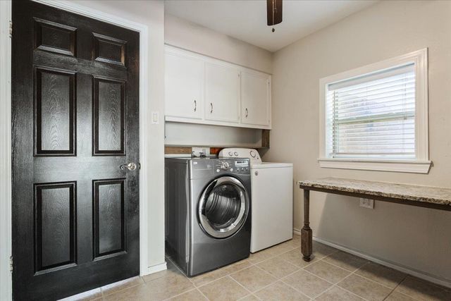 1203 Saint Williams Ave, Round Rock, TX 78681