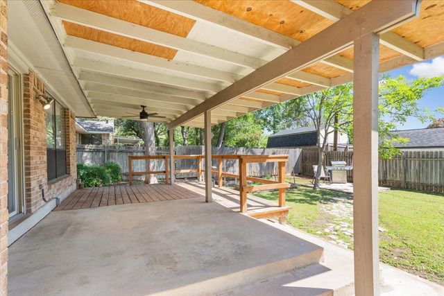 1203 Saint Williams Ave, Round Rock, TX 78681