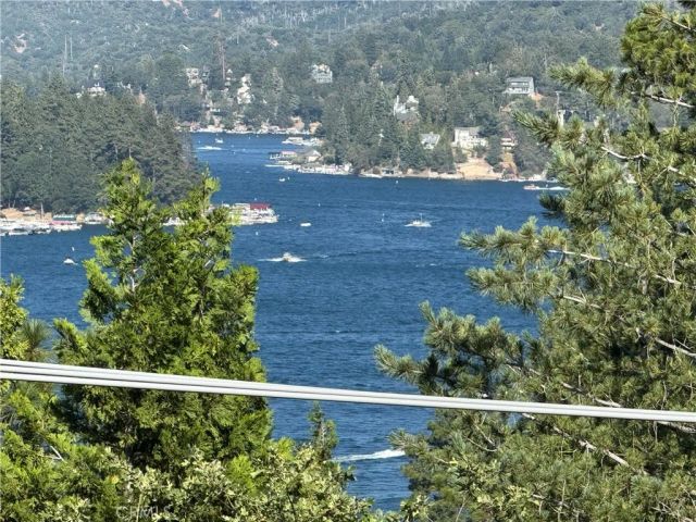 750 Zurich Drive, Lake Arrowhead, CA 92352