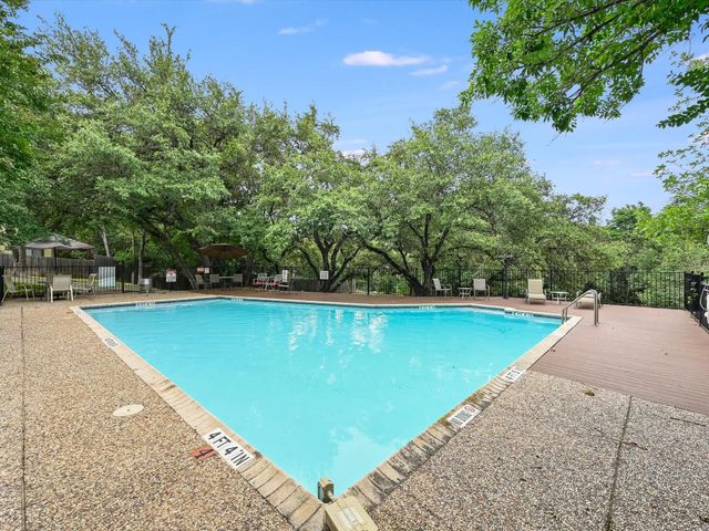 5701 Westslope DR 17, Austin, TX 78731