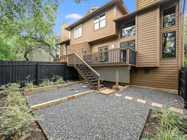 5701 Westslope DR 17, Austin, TX 78731