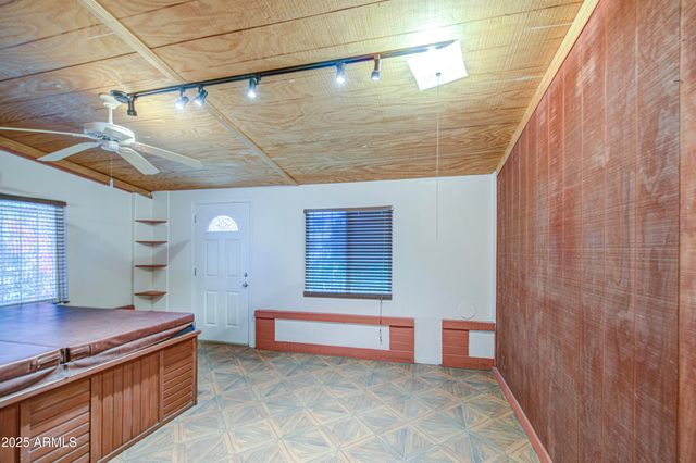 5759 E ARBOR Avenue, Mesa, AZ 85206