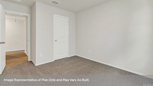 1039 GLADYS RUN, Seguin, TX 78155