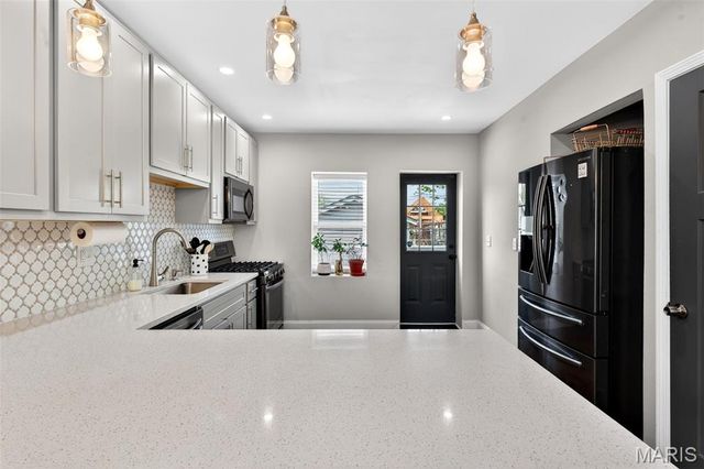 4177 Itaska Street, St Louis, MO 63116