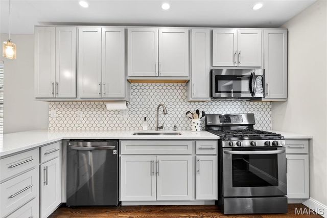 4177 Itaska Street, St Louis, MO 63116