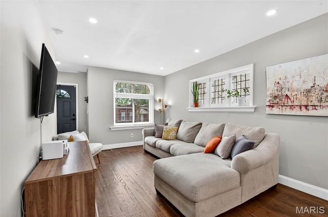 4177 Itaska Street, St Louis, MO 63116