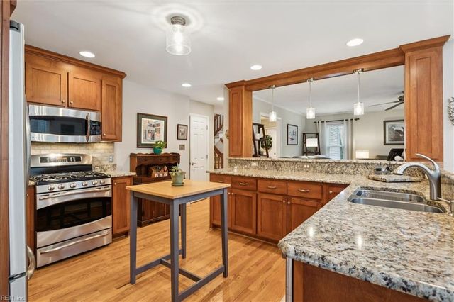 113 Mobjack LOOP, Yorktown, VA 23693