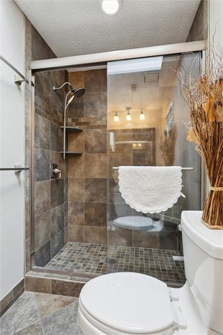 113 Mobjack LOOP, Yorktown, VA 23693