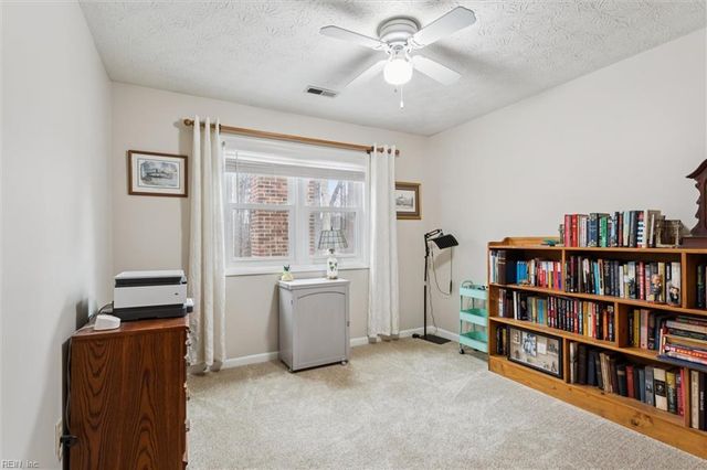 113 Mobjack LOOP, Yorktown, VA 23693