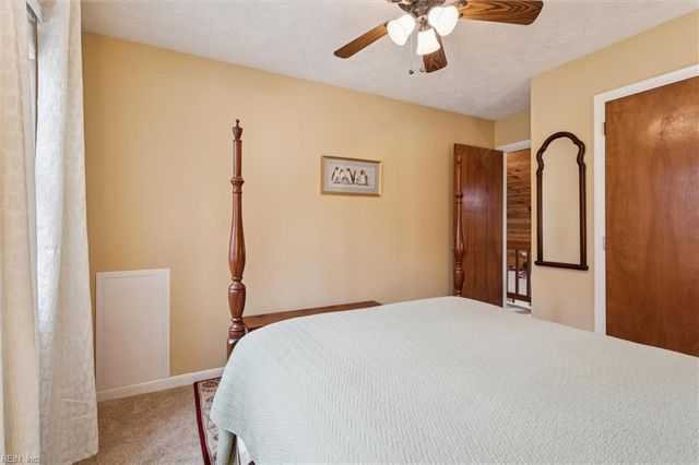 113 Mobjack LOOP, Yorktown, VA 23693