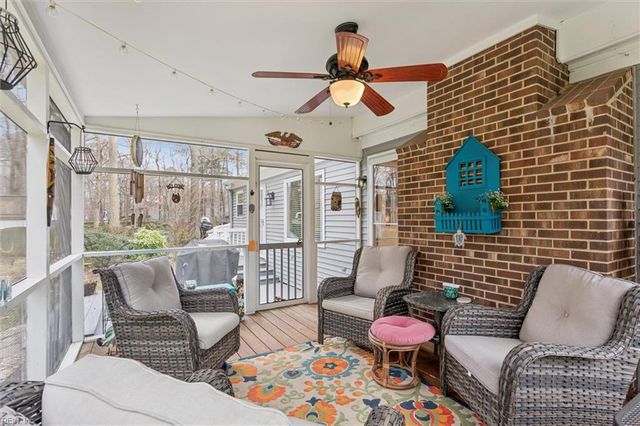 113 Mobjack LOOP, Yorktown, VA 23693