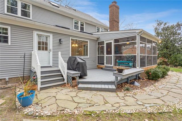 113 Mobjack LOOP, Yorktown, VA 23693