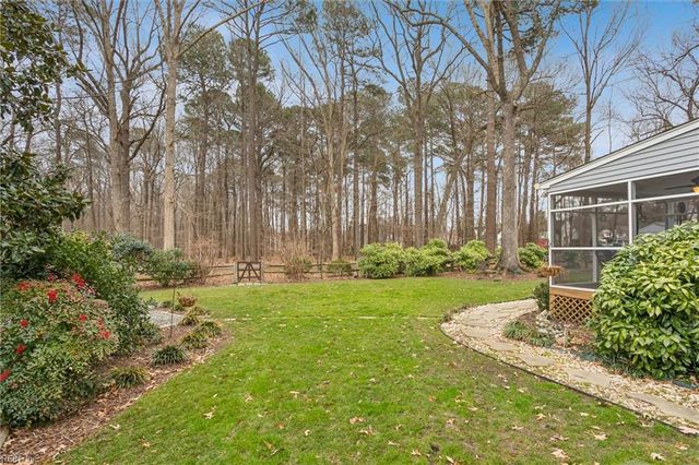 113 Mobjack LOOP, Yorktown, VA 23693