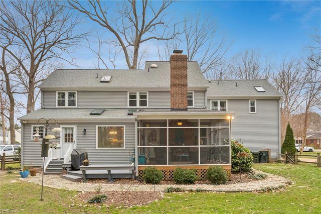 113 Mobjack LOOP, Yorktown, VA 23693